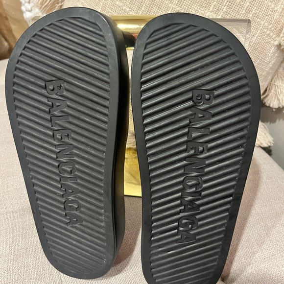 Balenciaga Logo-embossed rubber flatform slides Black 9 - Picture 3 of 4